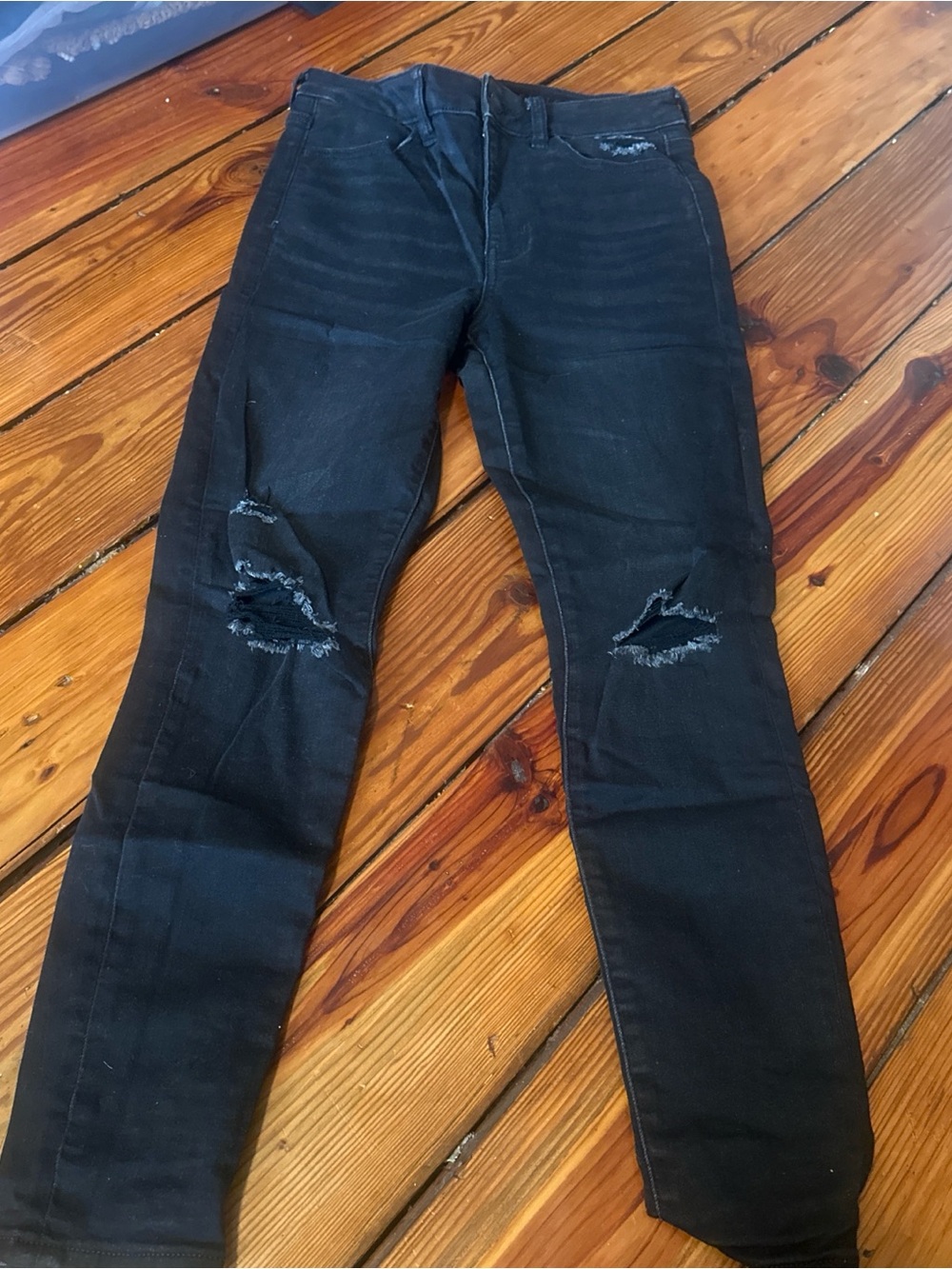 American eagle Black Distressed Skinny Jeans